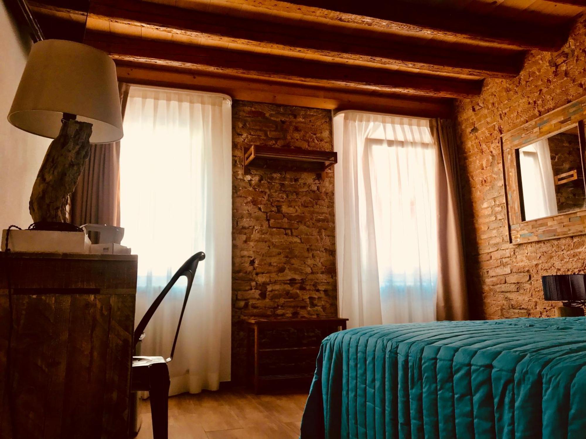 Barbara'S Studios Кіоджа Екстер'єр фото